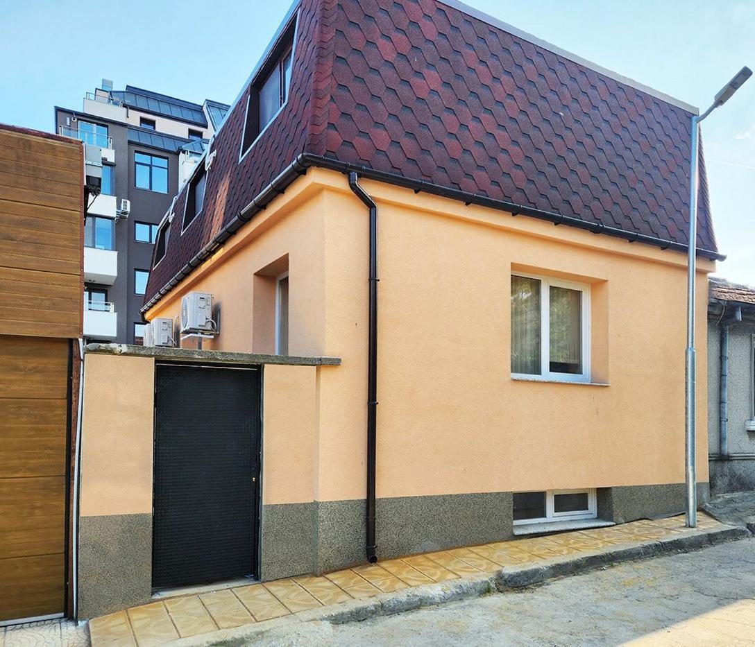 Cosy Apartment With A Sunny Balcony In Varna Buitenkant foto